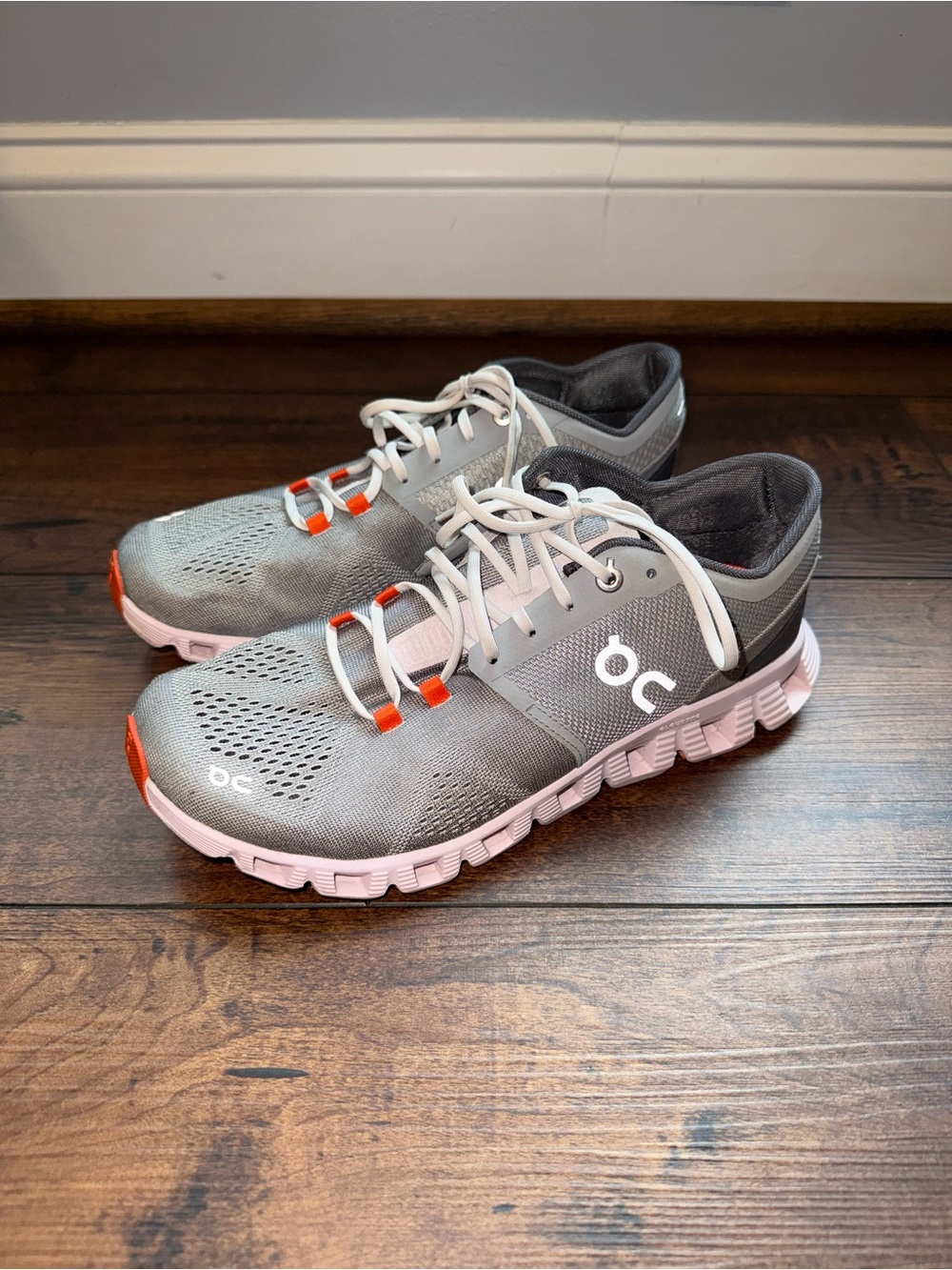 OnCloud X3 Athletic Shoes
